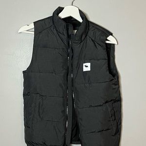 Excellent condition boys Abercrombie insulated vest.